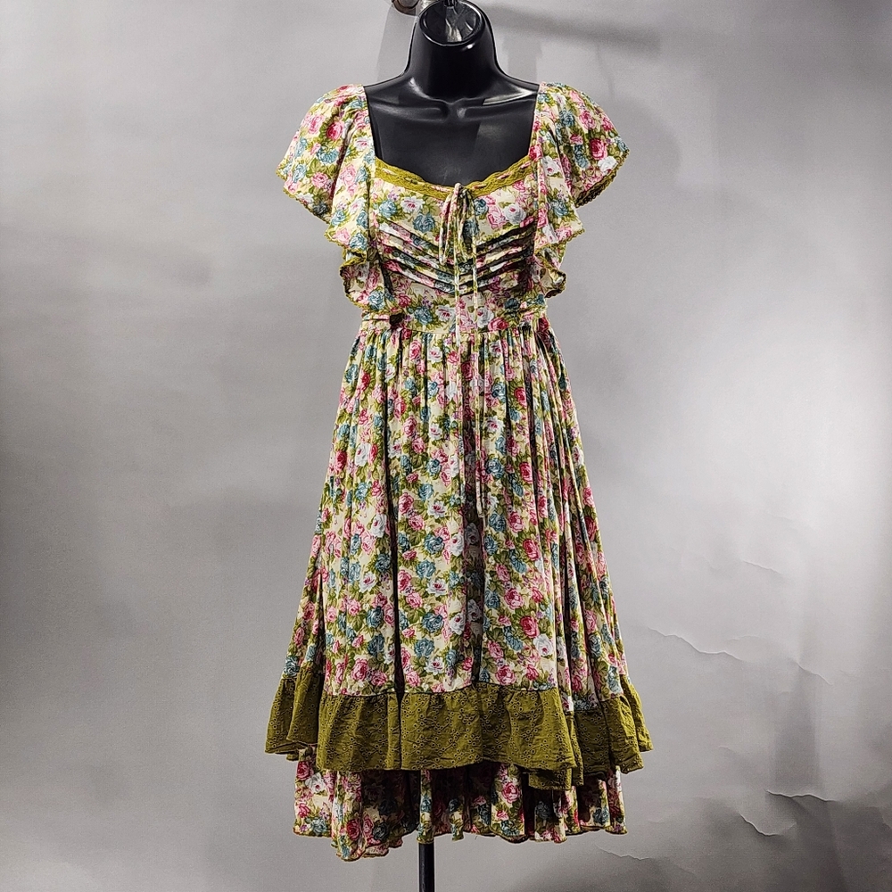Floral Ruffle Dress with Green Accents - Picture 3 of 3